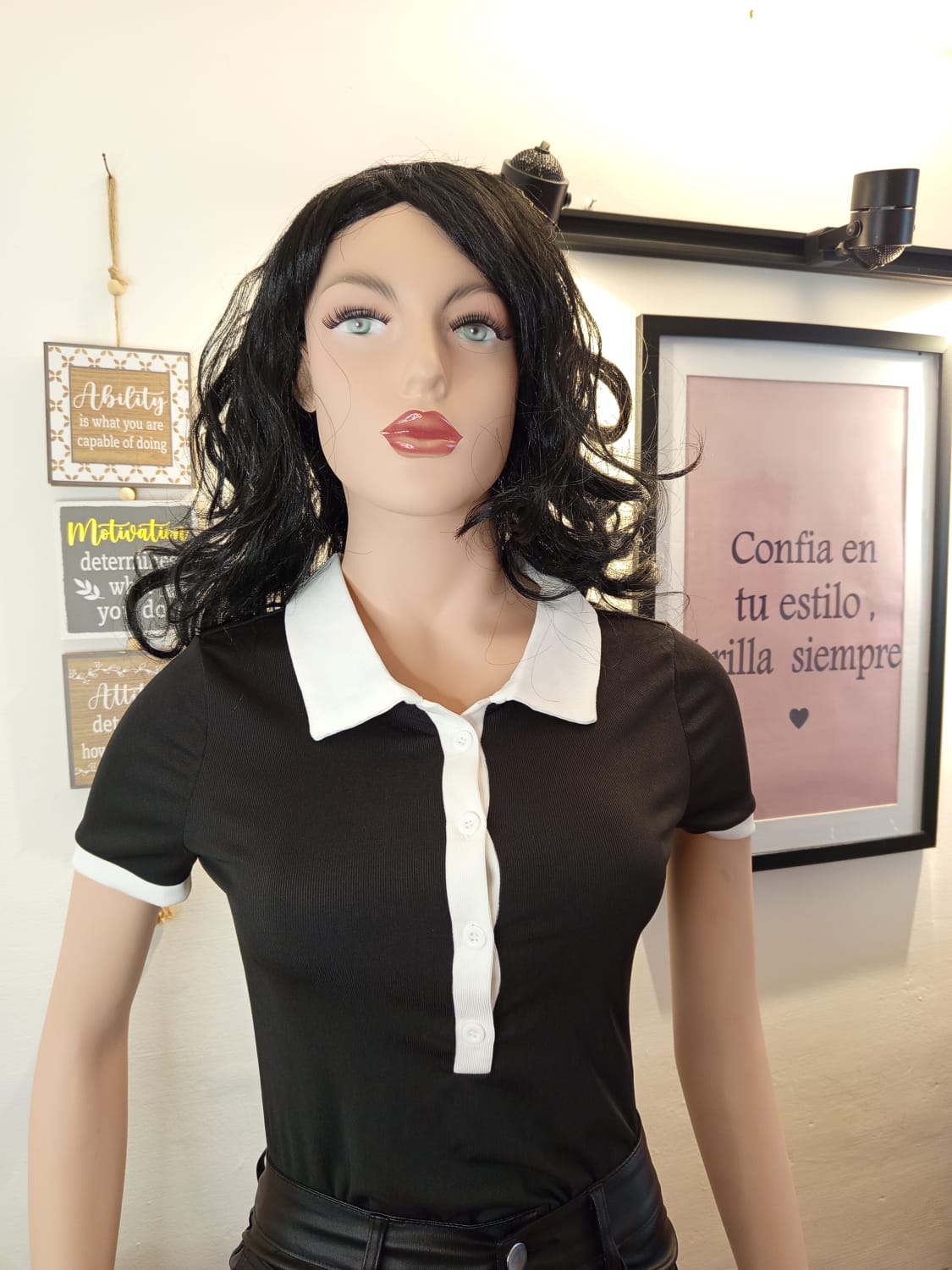 Body Casual Blanco y Negro