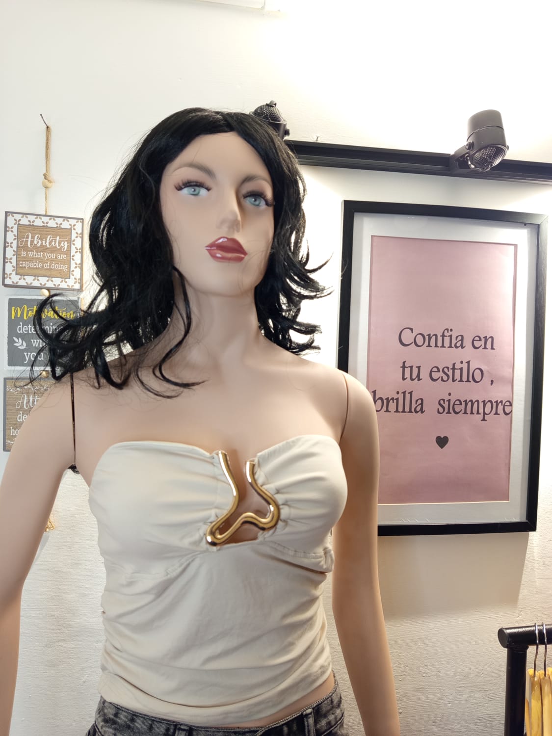 Top Strapless Nude Chic